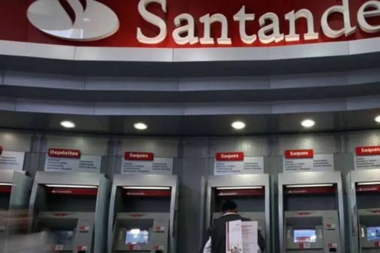 O Banco Santander também vendeu 14,74 milhões de ações do Santander-Chile por 33 pesos chilenos, cada (EXAME.com)
