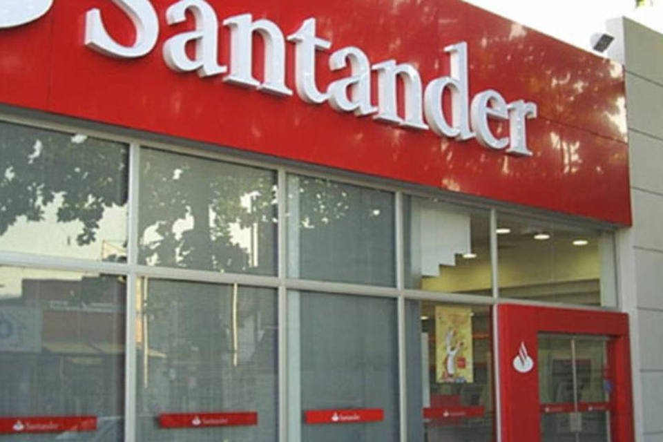 Santander apresenta queda em inadimplência