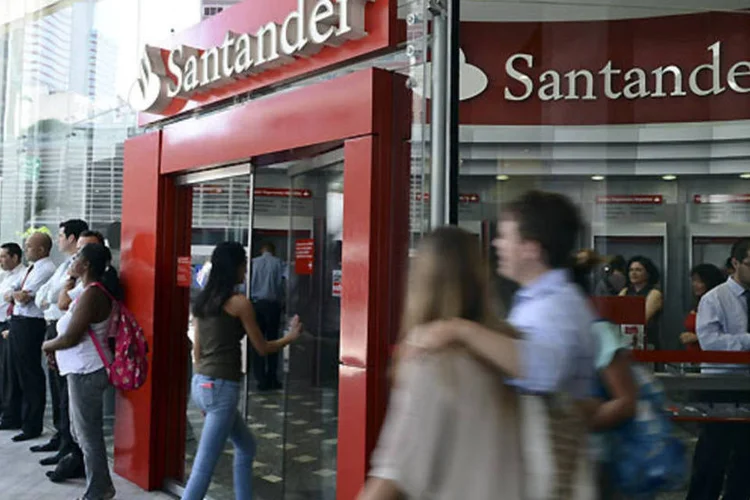 
	Ag&ecirc;ncia do Banco Santander: executivo-chefe adiantou que a entidade deseja ganhar presen&ccedil;a em algumas &aacute;reas especificas, como o mercado rural e zonas de turismo
 (.)