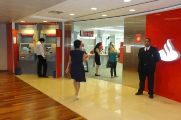 
	Santander: banco realiza joint-venture para criar novo banco com o Bonsucesso
 (Luísa Melo/Exame.com)