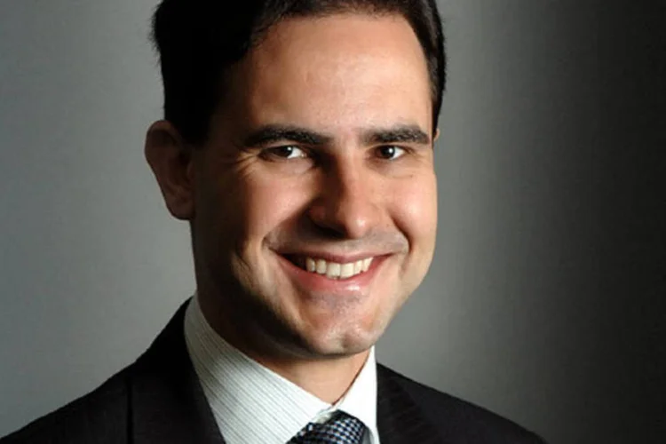 Aquiles Mosca, do Santander: investidor deve ter manual de sobrevivência contra si mesmo (Divulgação)