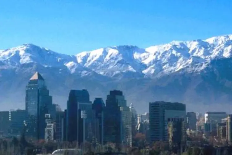 Santiago: capital chilena lidera o ranking dos investimentos na região (Wikimedia Commons)