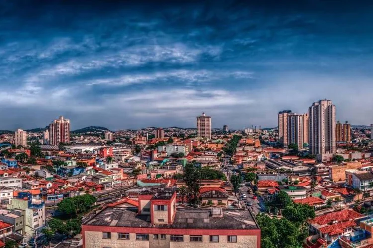 
	Santo Andr&eacute;: em julho do ano passado, o volume de &aacute;gua repassado para o munic&iacute;pio teve uma redu&ccedil;&atilde;o de 25%
 (Wikimedia Commons/rvcroffi)