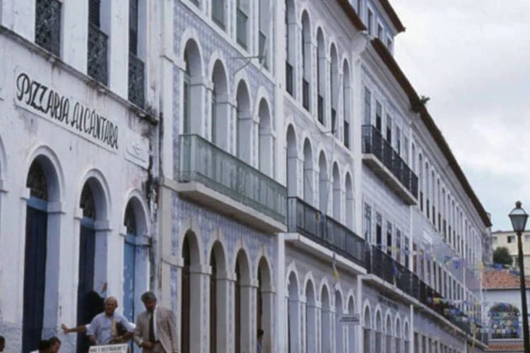 
	Centro hist&oacute;rico de S&atilde;o Lu&iacute;s (MA): o Maranh&atilde;o &eacute; um dos novos canais de escoamento de produtos agr&iacute;colas ao norte do pa&iacute;s
 (ALEXANDRE BATTIBUGLI/ Placar)