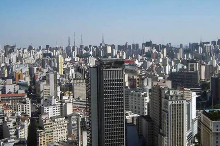 A poluição em São Paulo continua aumentando (Jeff Belmonte/Wikimedia Commons)