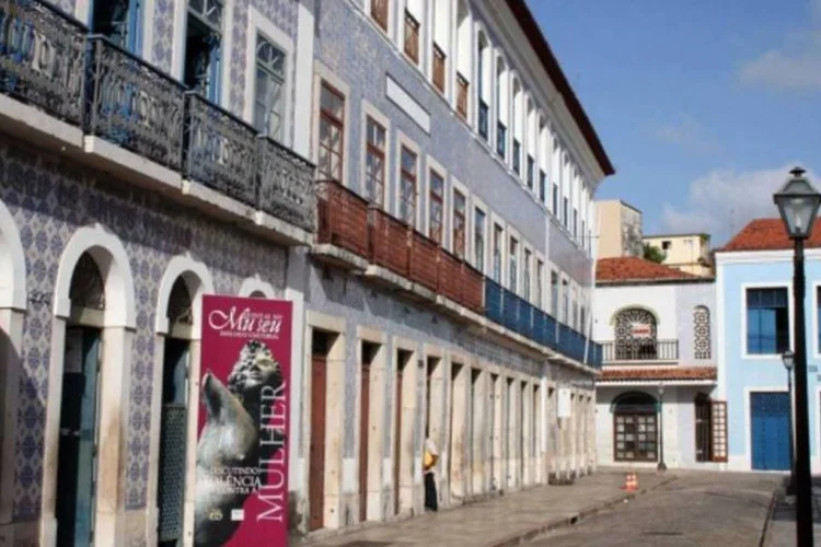 
	S&atilde;o Lu&iacute;s:&nbsp;para esta sexta-feira, 28, novas manifesta&ccedil;&otilde;es est&atilde;o sendo articuladas na &aacute;rea Itaqui-Bacanga, no Centro da cidade e em bairros perif&eacute;ricos&nbsp;
 (Marcus Guimarães/Wikimedia Commons)