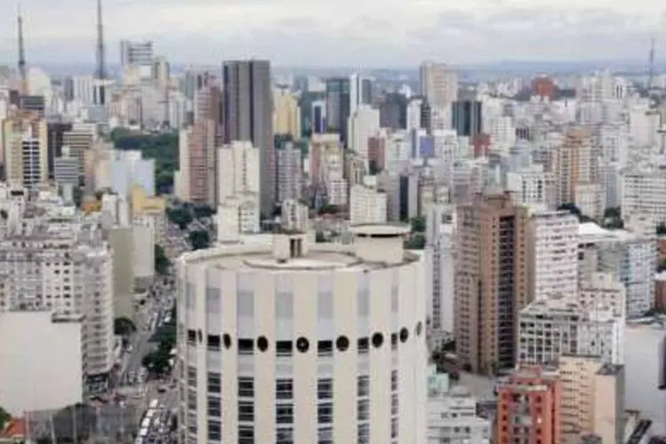 Novas medidas serão adotadas para diminuir a poluição na maior cidade brasileira (.)