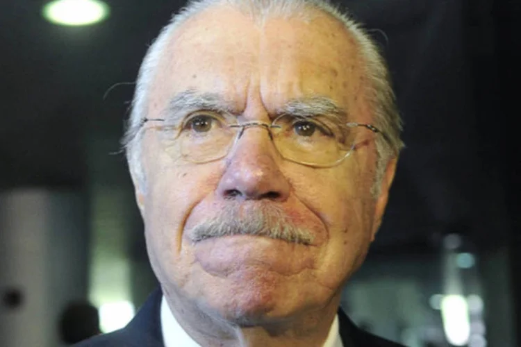 
	Jos&eacute; Sarney: &quot;Vim cumprir meu dever de amizade. Ele me pareceu bem, mas abatido&quot;
 (Antonio Cruz/ABr)