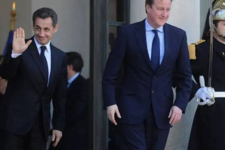Sarkozy e Cameron: relações tensas (Antoine Antoniol/Getty Images)