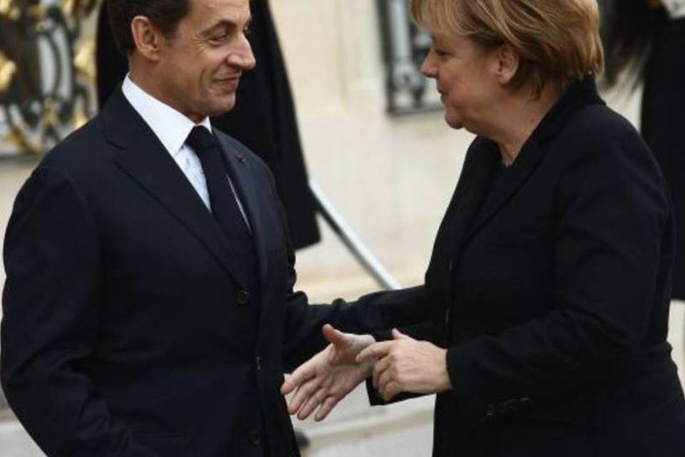 Merkel e Sarkozy anunciam progressos nas negociações para pacto fiscal