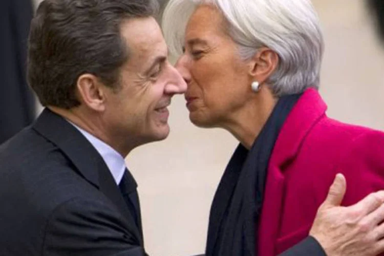 Sarkozy e Lagarde: no encontro, será abordará a "situação econômica internacional" e, em particular, a zona do euro e a Grécia (Lionel Bonaventure/AFP)