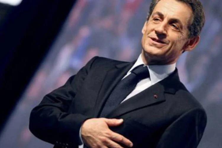 Para conseguir se igualar na disputa com Hollande, o presidente francês precisa de 65% dos votos da extrema direita (Kenzo Tribouillard/AFP)