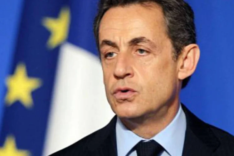 Por outro lado, Sarkozy  prometeu que, se vencer as eleições, criará uma agência pública para a cobrança das pensões alimentícias destinadas a mulheres separadas (Michel Euler/AFP)