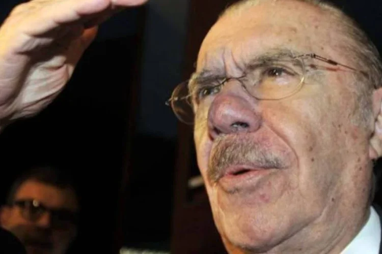 
	Sarney: &quot;eu tenho pena do homem que na face da Terra n&atilde;o acredita em Deus&quot;, disse o senador
 (José Cruz/ABr)