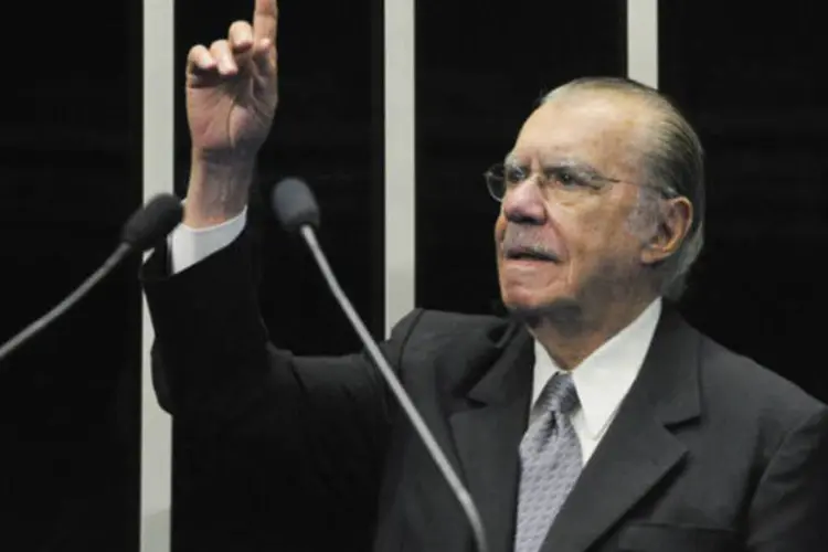 
	Jos&eacute; Sarney: o MP alegou na a&ccedil;&atilde;o civil p&uacute;blica que h&aacute; uma proibi&ccedil;&atilde;o legal para o uso do nome de pessoas vivas em pr&eacute;dios p&uacute;blicos
 (Geraldo Magela/Agência Senado)