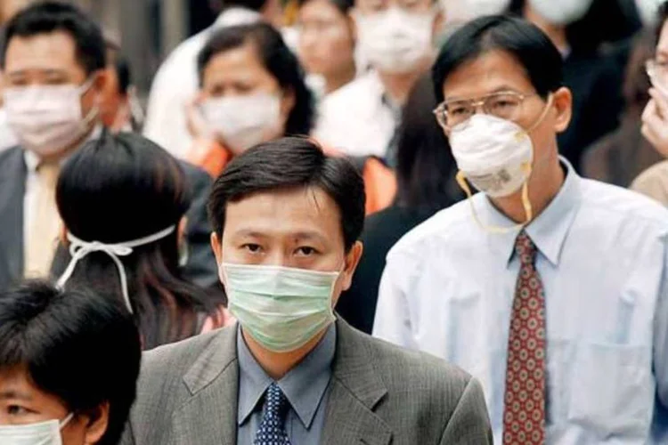 Hong kong: o pânico provocado pela Sars em 2002 esvaziou os hotéis da cidade (Peter Parks/AFP Photo)
