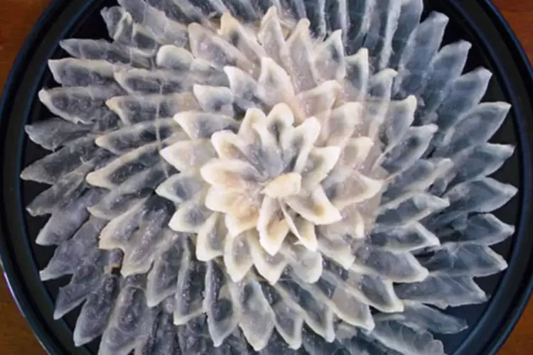 Fugu (Wikimedia Commons)