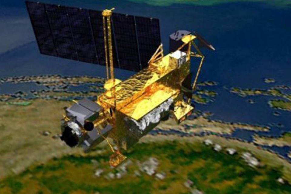 NASA ainda não sabe onde cairá satélite de 5,6 toneladas