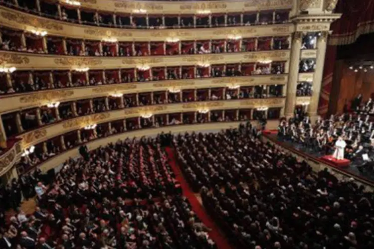 O déficit do Scala previsto para 2012 era de 7 milhões de euros e caiu a 4,5 milhões graças à ajuda dos patrocinadores, à venda de entradas e às medidas de economia tomadas (©AFP / Daniel Dal Zennaro)