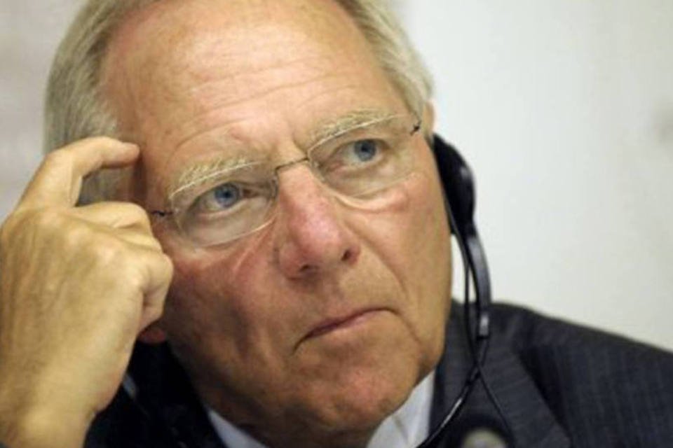 Não estou muito otimista em relação à Grécia, diz Schäuble