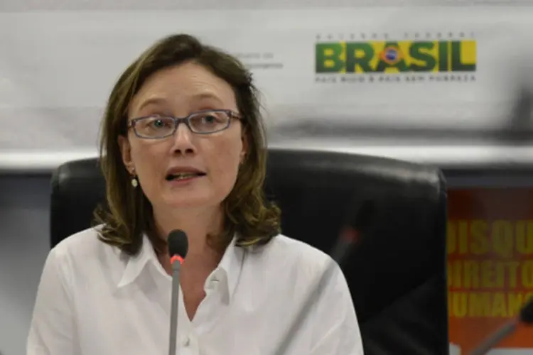 
	Ministra dos Direitos Humanos, Maria do Ros&aacute;rio: &quot;Brasil n&atilde;o aceita mais que os torturadores de ontem ou de hoje permane&ccedil;am impunes diante de seus crimes&quot;, afirmou
 (Fabio Rodrigues Pozzebom/Agência Brasil)