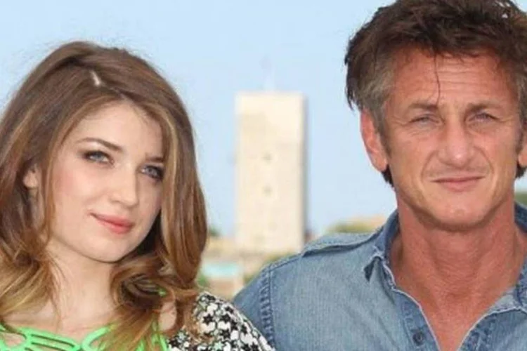 Sean Penn e a atriz irlandesa Eve Hewson em sessão de fotos de "This Must Be The Place" (Valery Hache/AFP)