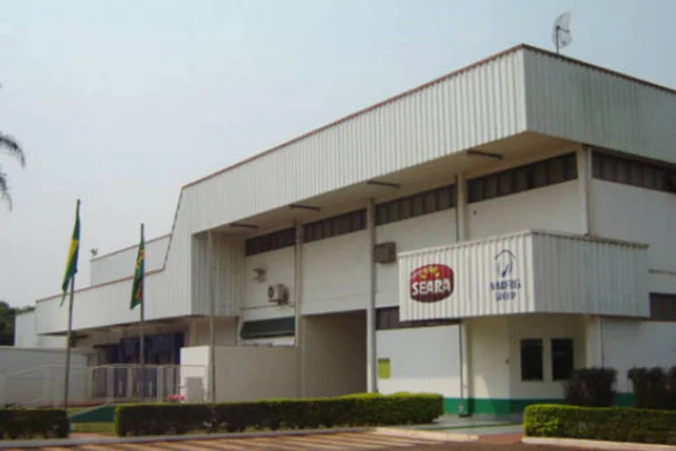 
	F&aacute;brica da Seara: O Bradesco BBI participou da transa&ccedil;&atilde;o da Seara para a JBS
 (Divulgação)