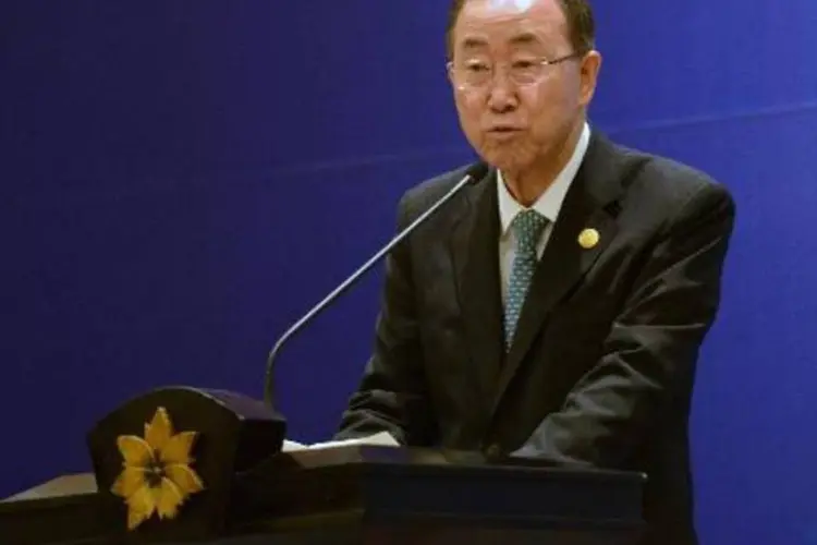 
	Ban Ki-moon: Ban criticou o mais recente plano de expans&atilde;o de Israel, ap&oacute;s reunir-se com o primeiro-ministro israelense
 (Sonny Tumbelaka/AFP)