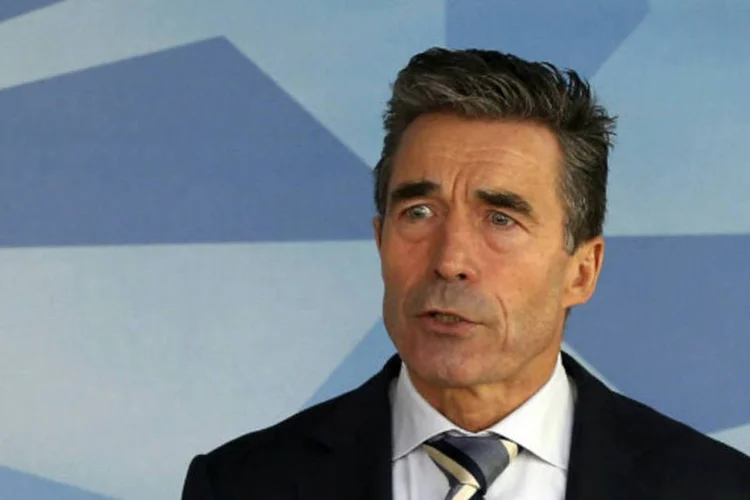 Anders Fogh Rasmussem, secretário-geral da Otan: "estamos muito preocupados pelo aumento de presença militar da Rússia nas fronteiras da Ucrânia" (Yves Herman/Reuters)