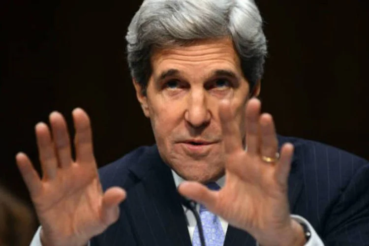 
	John Kerry: o&nbsp;rec&eacute;m empossado secret&aacute;rio expressou suas condol&ecirc;ncias ao colega mexicano pela explos&atilde;o na sede da estatal Pemex na Cidade do M&eacute;xico
 (AFP/Saul Loeb)