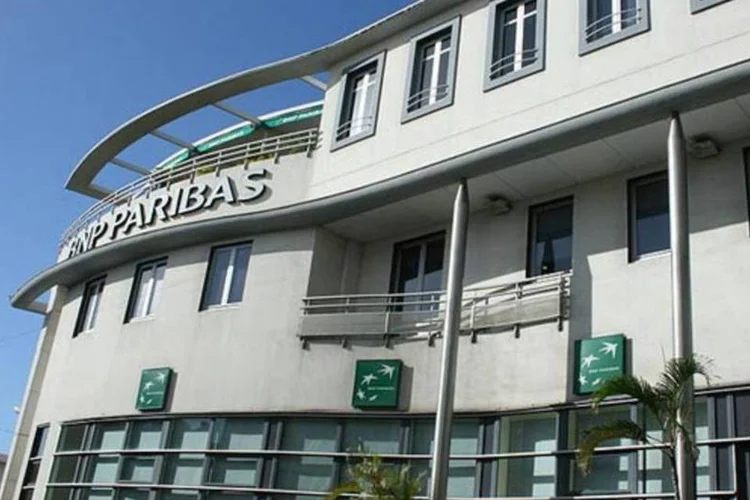 Sede do banco BNP Paribas, em Saint-Denis de la Réunion, França (Thierry Caro/Wikimedia Commons)