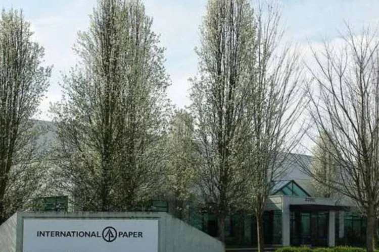 Maior empresa de papel do mundo, a International Paper teve um aumento de 7% no lucro do terceiro trimestre (M.O. Stevens/Wikimedia Commons)