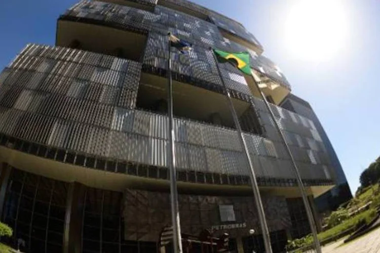 
	Petrobras: caso acusados sejam condenados, ter&atilde;o que recompor o patrim&ocirc;nio da Petrobras
 (Vanderlei Almeida/AFP)