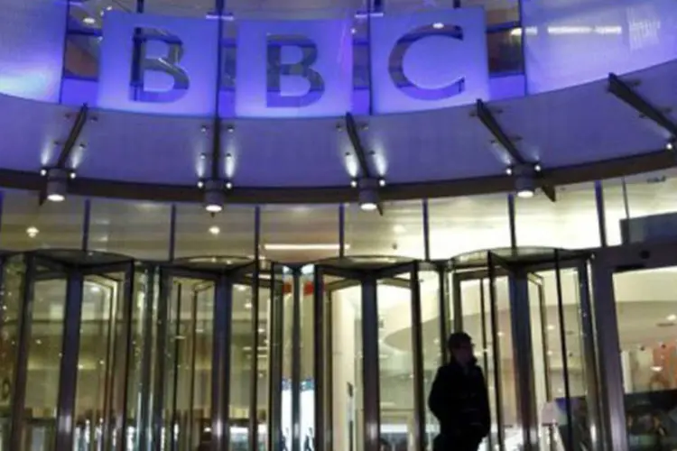 
	Pr&eacute;dio da BBC: 30 pessoas est&atilde;o sendo for&ccedil;adas a sair pelo comando da empresa
 (©AFP / Justin Tallis)