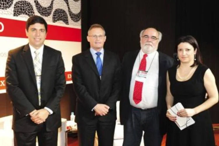 Felipe Góes, José M. Beltrame, Zeca Borges e a editora de EXAME Roberta Paduan