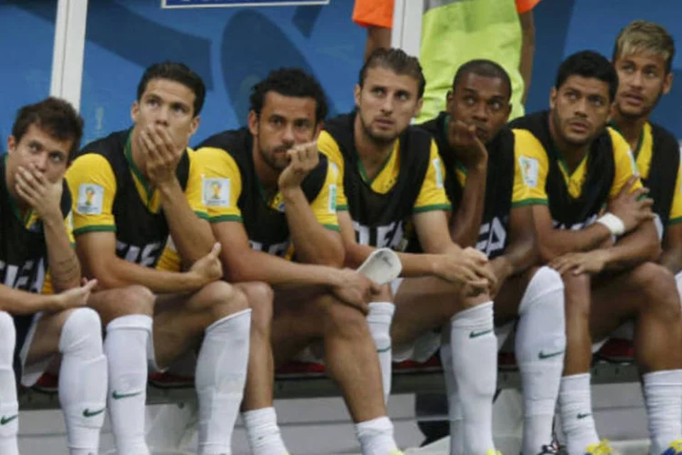 Jogadores reservas do Brasil na partida contra Holanda (Ueslei Marcelino/REUTERS)