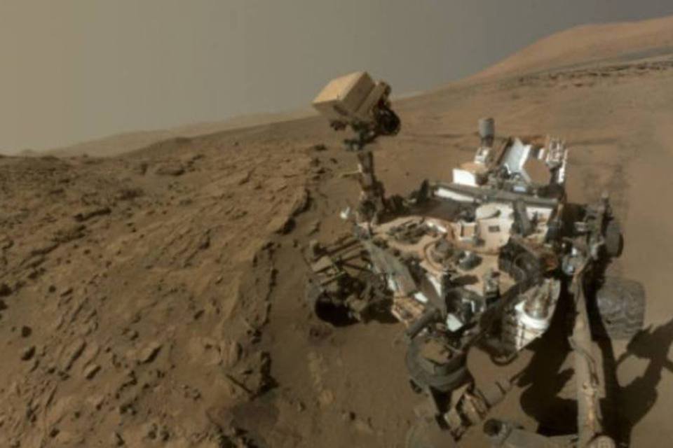 O robô Curiosity tira selfie por completar um ano marciano (NASA/JPL-Caltech/MSSS/Divulgação)