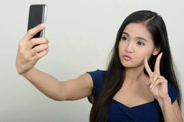 Selfie: empresa está apostando na crescente preocupação da China com os ideais de beleza (Thinkstock)