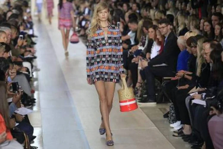 Desfile da Semana de Moda de NY em 9 de setembro (Joshua Lott/AFP)