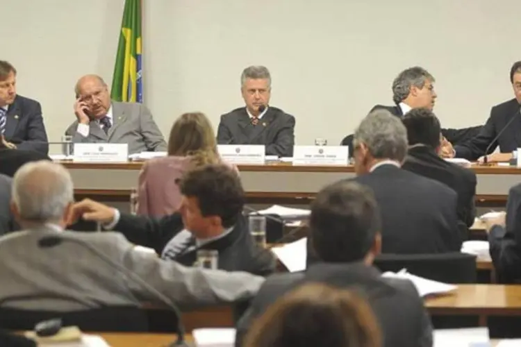 A reunião da comissão de Meio Ambiente do Senado para discutir o Código Florestal (Antonio Cruz/ABr)