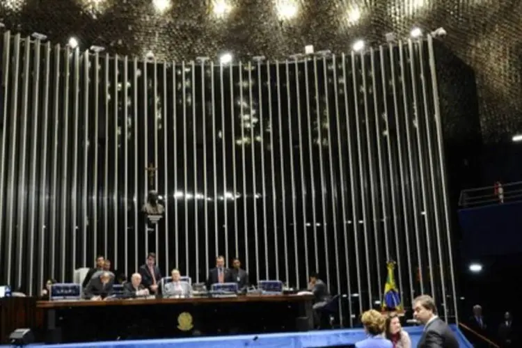 
	Senadores durante sess&atilde;o deliberativa ordin&aacute;ria no plen&aacute;rio do Senado Federal
 (Waldemir Barreto/Agência Senado)