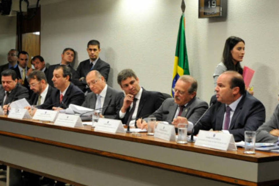 Senado debate com governadores unificação do ICMS