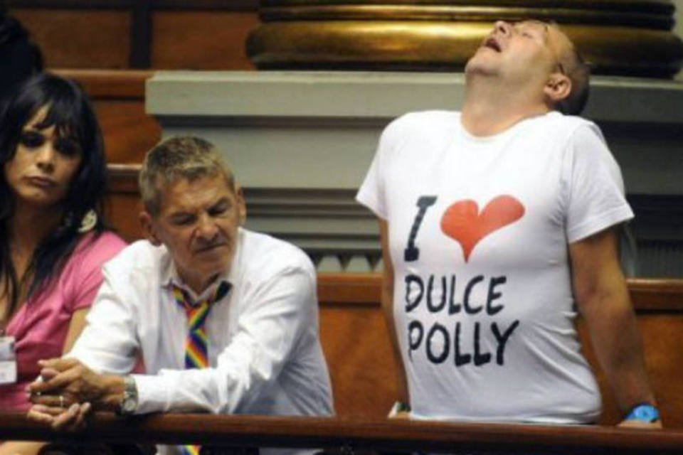 Senado uruguaio dá sinal verde ao casamento homossexual