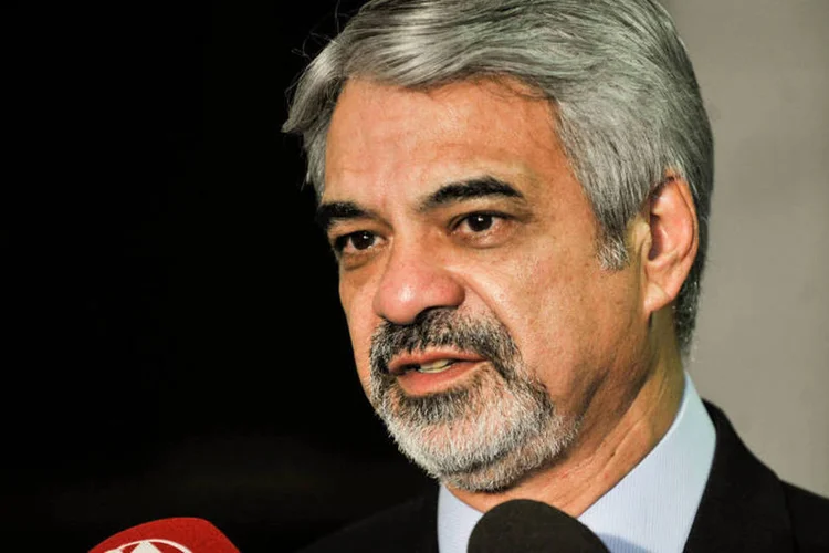 
	Humberto Costa: o senador era suspeito de ter recebido R$ 1 milh&atilde;o do esquema descoberto pela Lava Jato para abastecer sua campanha ao Senado em 2010
 (Fabio Rodrigues Pozzebom/ Agência Brasil)