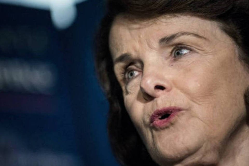 Senadora apresentará projeto para proibir armas nos EUA