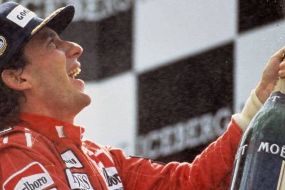 
	Ayrton Senna celebra vit&oacute;ria em 1991: o brasileiro teve n&uacute;meros impressionantes na sua carreira
 (Norio Koike/Divulgacao)