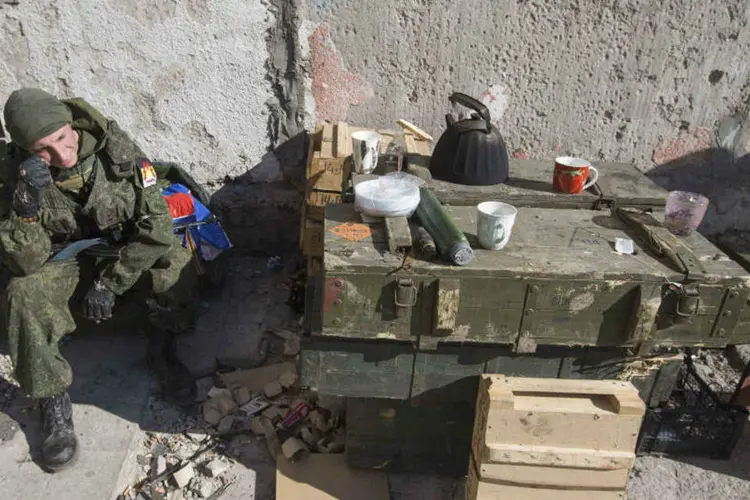 Separatista em Donetsk: 330 morreram no país desde acordo de cessar-fogo, diz ONU (Shamil Zhumatov/Reuters)