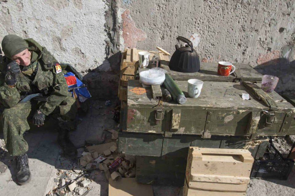 Cinco civis morrem em combates em Donetsk
