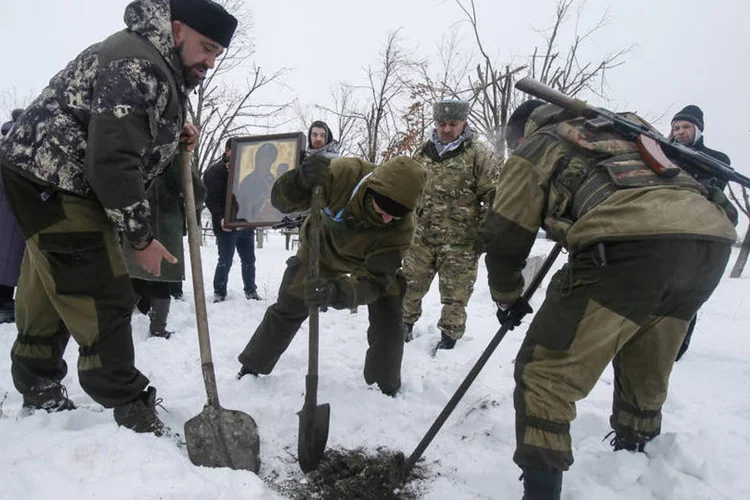 Separatistas: ucranianos esperam que o Dia do Silêncio ajude a endossar um cessar-fogo com separatistas apoiados pela Rússia (Maxim Shemetov/Reuters)