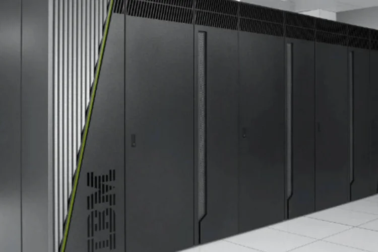 O supercomputador será usado para realizar simulações de armas nucleares, evitando desta forma testes subterrâneos (Divulgação)